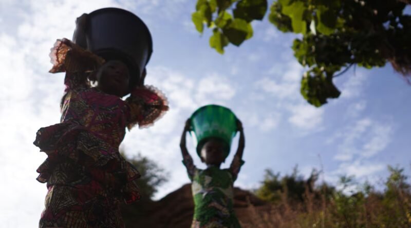 Cuando falta el agua: género, migración e inmovilidad climática en Marruecos y Senegal