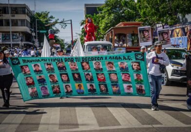 Culiacán marcha por la paz: ciudadanos exigen un alto a la violencia y buscan a sus desaparecidos  - RR Noticias