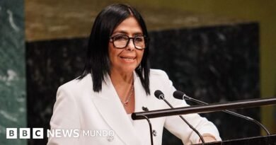 Delcy Rodríguez dice ante la ONU que habrá una transición hacia