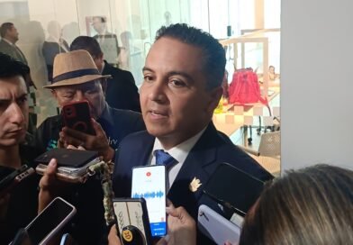 Destaca Eric Gudiño gobernabilidad y crecimiento de Querétaro durante quinto informe - RR Noticias