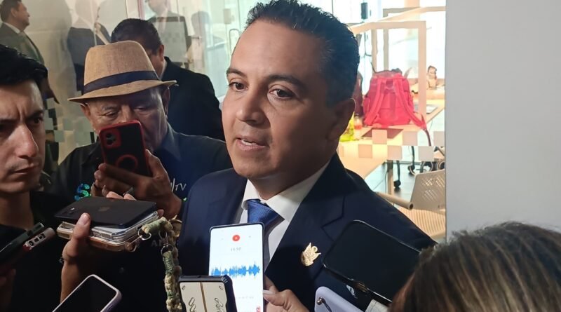 Destaca Eric Gudiño gobernabilidad y crecimiento de Querétaro durante quinto informe - RR Noticias