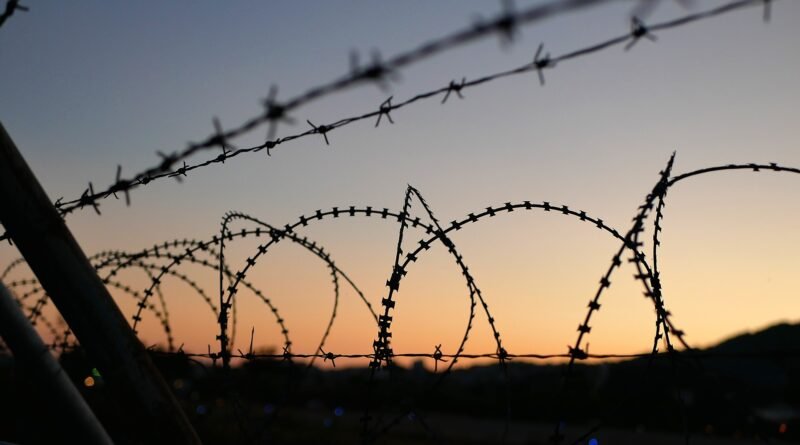 EU deportó a más de 25 mil migrantes a 35 países con acuerdos; México recibió a 8 de cada 10 - RR Noticias