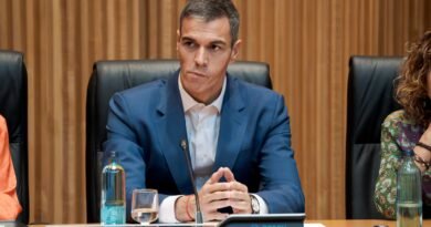 El Gobierno desclasificará este martes los informes que recibió sobre Ceuta entre el 1 de julio y el 1 de agosto