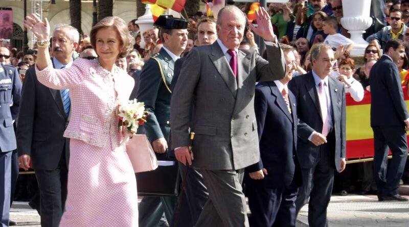El día que Juan Carlos I pidió “encarecidamente” a Zapatero visitar Ceuta y Melilla