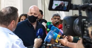El juez da el primer paso para mandar al banquillo al empresario que financió a Alvise