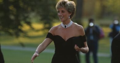 El mítico vestido de la venganza de la princesa Diana saldrá a subasta por primera vez en casi 30 años