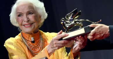 Ellen Burstyn, homenajeada en Venecia, se mete en la piel de una Marilyn anciana