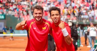 España sonroja a Chile y disputará las Finales de la Copa Davis en Bolonia