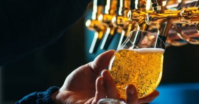 Evalúan subir el precio de la cerveza y cobrar nuevo impuesto a productos con exceso de sodio - RR Noticias