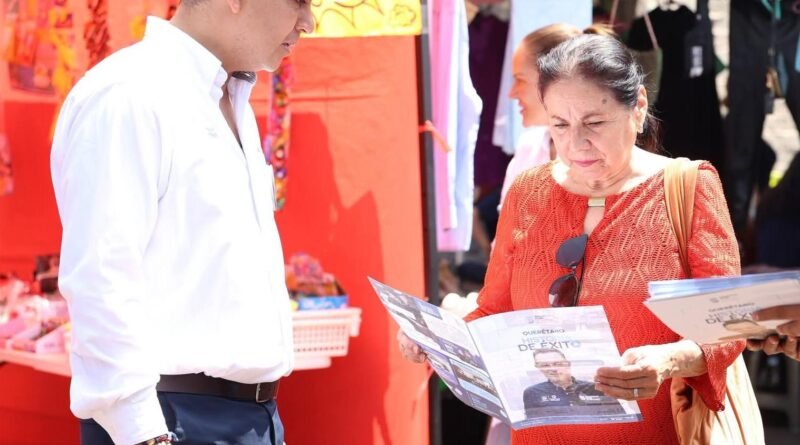 Funcionarios entregan el Informe del Gobernador - RR Noticias