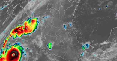 Huracán 'Polo' recobra fuerza y es nuevamente categoría 5 frente a costas de Jalisco - RR Noticias