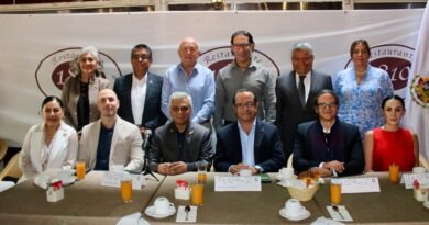 Impulsa CANACINTRA Querétaro alianza estratégica con Siemens y Wolfram para fortalecer la innovación industrial y el talento Impulsa CANACINTRA Querétaro alianza estratégica con Siemens y Wolfram para fortalecer la innovación industrial y el talento - RR Noticias