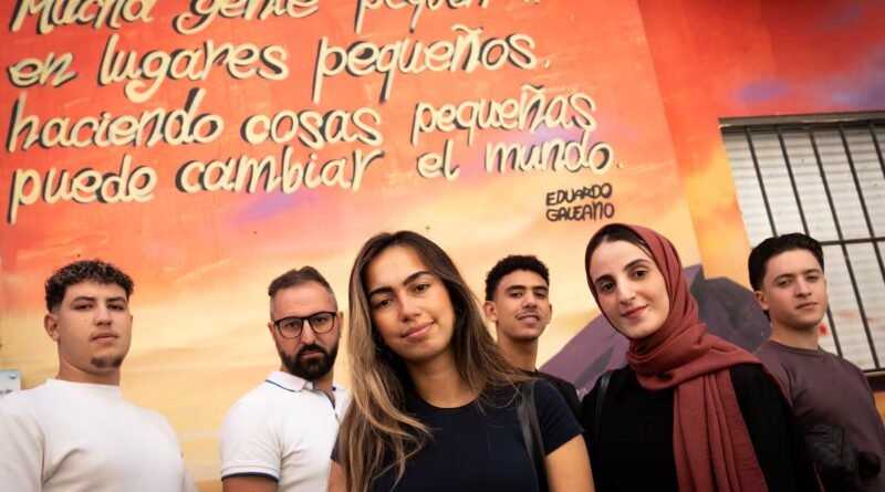 La crisis de Ceuta castiga a los marroquíes en toda España: “Si somos invasores, todo vale contra nosotros”