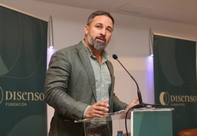 La ley permite a las fundaciones recibir donaciones prohibidas a los partidos de los que dependen