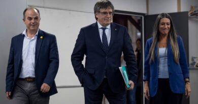 La ola de indignación por el ‘caso Maricarmen’ presiona a Junts antes de una votación clave por los desahucios