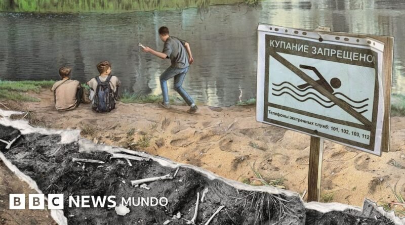 La playa de los huesos: cómo Rusia intenta olvidar la represión soviética, pero las pruebas siguen aflorando en un lago - BBC News Mundo