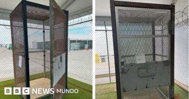 Las jaulas en las que eran encerrados los migrantes en el 