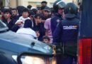 Los migrantes que se quedaron sin plaza en el Puerto de Ceuta: “Ha ganado la ley del más fuerte”