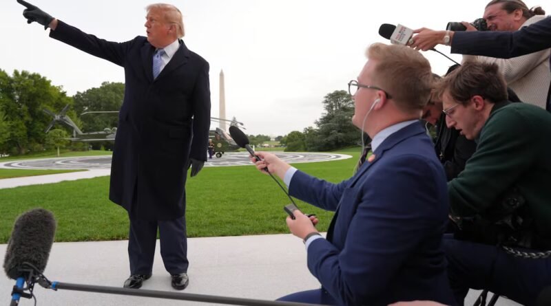 Los periodistas vetados acceden a la Casa Blanca tras el desacato de Trump a la orden del juez que levantó la prohibición