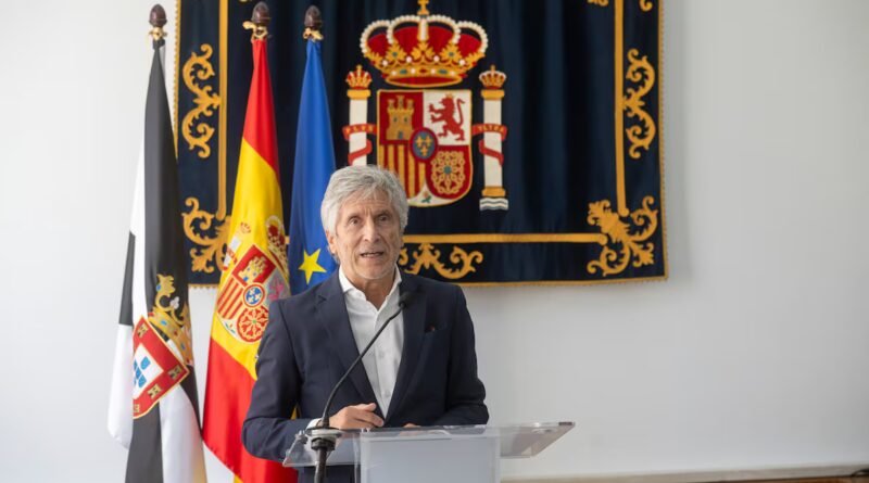 Marlaska califica de mero “documento de trabajo” el listado que clasifica a periodistas por su ideología que elaboró su oficina de prensa 