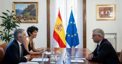 Marlaska pide a Bruselas “acelerar los procedimientos de retorno en crisis migratorias” como la de Ceuta