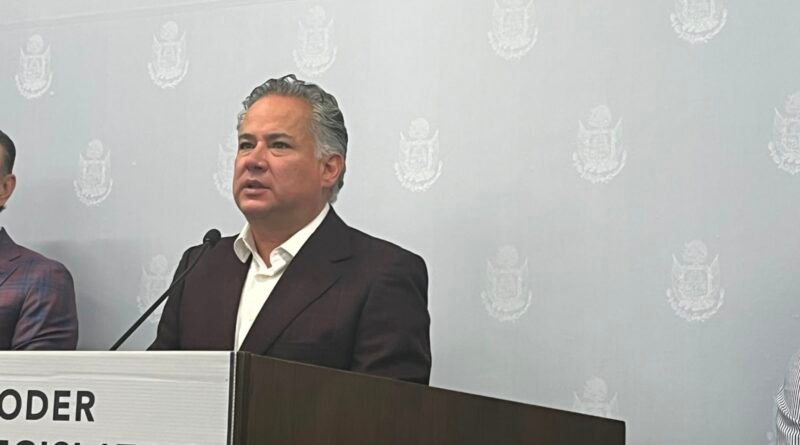 Morena denunciará uso de logo oficial en espectaculares del PAN - RR Noticias