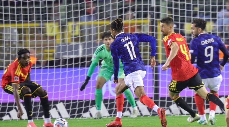 Olise desenreda un mal partido de Francia ante Bélgica