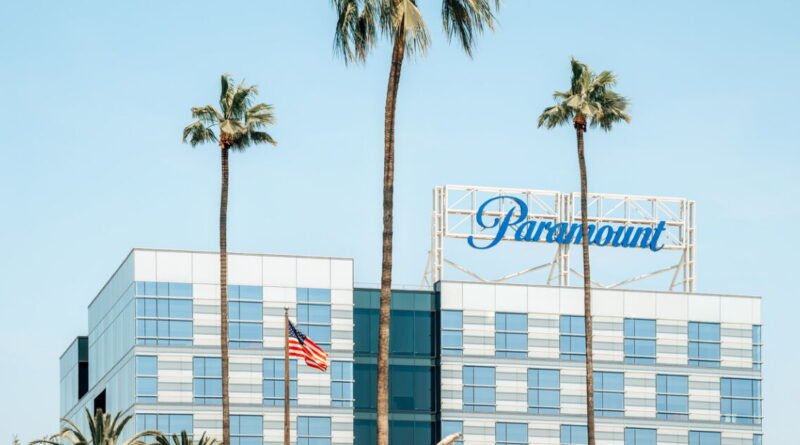 Paramount está cada vez más cerca de comprar Warner Bros: logra acuerdo con California y otros 11 estados