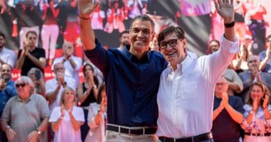 Pedro Sánchez, en la fiesta del PSC: “Cada nueva crisis, una nueva deslealtad de PP y Vox”