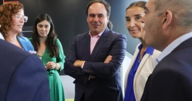 Pérez Llorca se reúne en Génova con Tellado en plena tensión interna por su designación como candidato