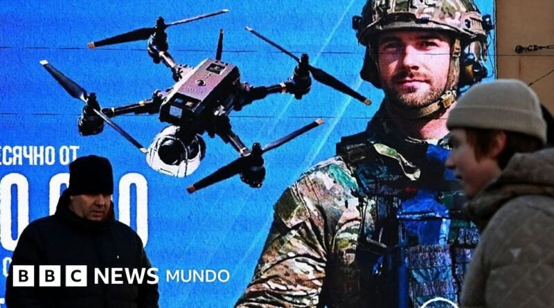 Qué se sabe de los Geran-3, los nuevos drones a reacción que Rusia está usando contra Ucrania y que han golpeado con dureza a Kyiv - BBC News Mundo