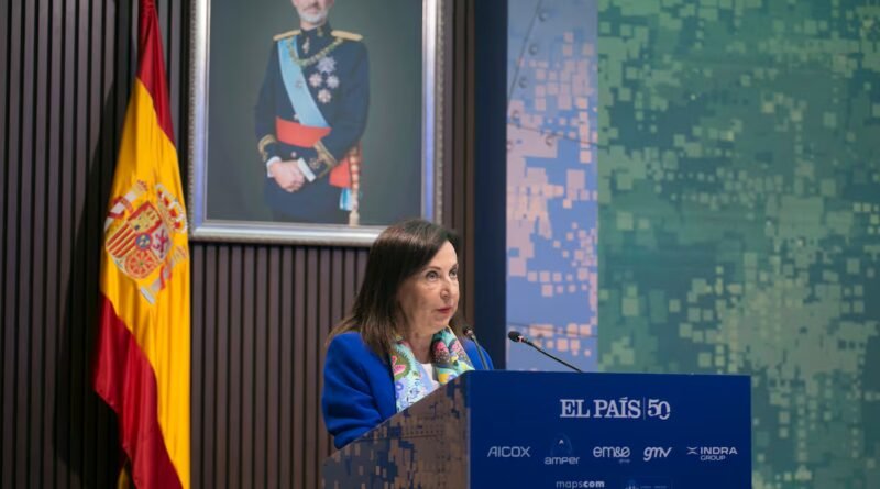 Robles afirma que el Ejército defenderá siempre “la convivencia, la tolerancia y el respeto” en Ceuta y Melilla