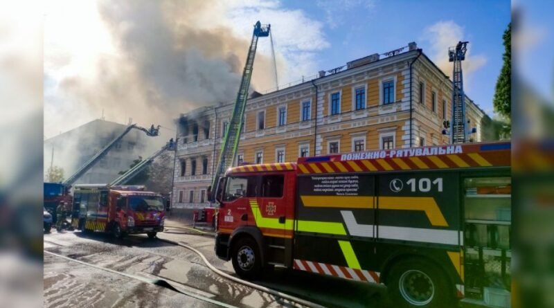 Rusia ataca la Academia de las Ciencias de Ucrania y deja al menos un muerto - RR Noticias