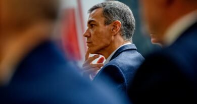 Sánchez se vuelca en la IA y en el progresismo de Mamdani en Nueva York mientras el PP intentar estirar Ceuta