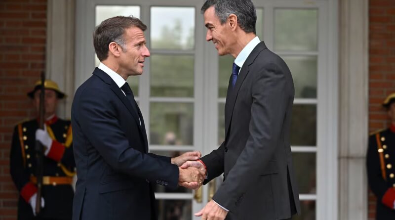 Sánchez y Macron se reafirman en el tratado de amistad pese al no del Senado: “Es más un contratiempo que un drama”