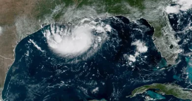 Tormenta tropical Edouard podría alcanzar fuerza de huracán mientras se acerca a Texas y Luisiana - RR Noticias