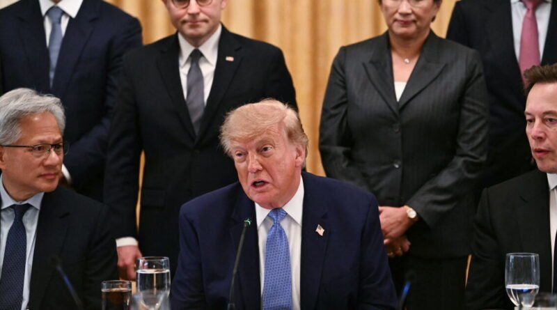 Trump reúne a Google, Nvidia y Anthropic para fijar reglas a la IA, pero el pacto tiene una grieta
