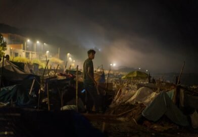 Últimas noches en El Trampolín: la playa de la vergüenza y de las preguntas sin respuesta 