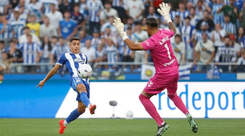 Un arrebato futbolístico rescata al Deportivo ante el Betis