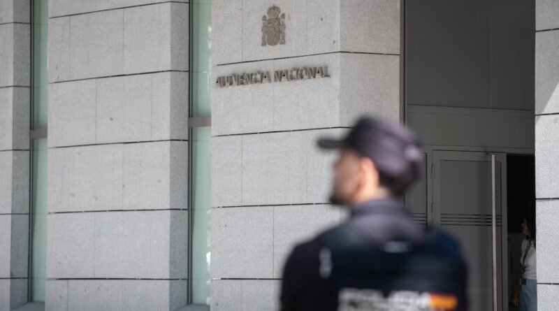 Un juez de la Audiencia Nacional propone juzgar al “líder” en España del grupo terrorista neonazi The Base