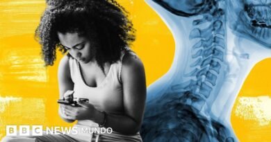 5 ejercicios para proteger tu cuello del estrés y la mala postura - BBC News Mundo