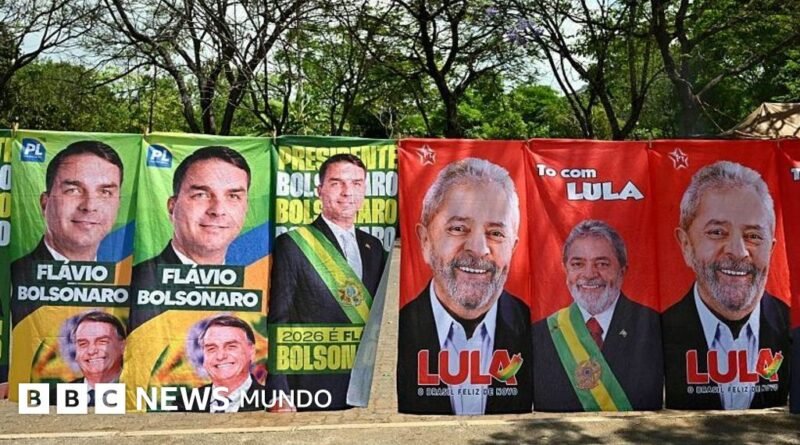 Cómo se compara Flávio Bolsonaro con su padre Jair y cuánto cambia su duelo contra Lula por la presidencia de Brasil 4 años después - BBC News Mundo