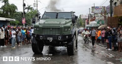 El Salvador confirma que envió más de 2.000 soldados a Haití para rescatar a los cuatro militares desaparecidos por las bandas criminales - BBC News Mundo