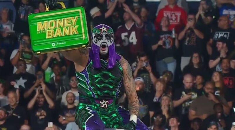 El mexicano Penta Zero Miedo gana el 'Money in the Bank 2026' de la WWE: