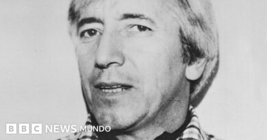 El paraguas envenenado con el que se cometió un sofisticado asesinato político durante la Guerra Fría - BBC News Mundo