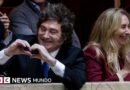 El presidente Javier Milei y su hermana Karina son sobreseídos por la Justicia argentina en el escándalo de la criptomenada $LIBRA  - BBC News Mundo