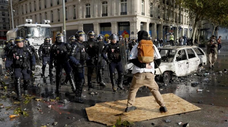 Francia e Italia viven jornadas de protestas y tensión social - RR Noticias