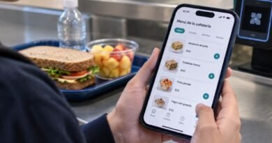 La app con la que las cafeterías escolares venden más, tiran menos comida y eliminan el dinero en efectivo