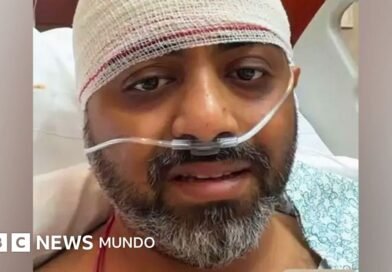 La fiscalía de Emiratos Árabes Unidos afirma que el copiloto del vuelo de Dubái a Israel atacó al capitán con un hacha - BBC News Mundo