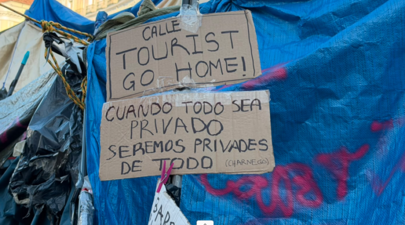La nueva atracción turística en Madrid: cientos de casas de campaña en la Puerta del Sol - RR Noticias